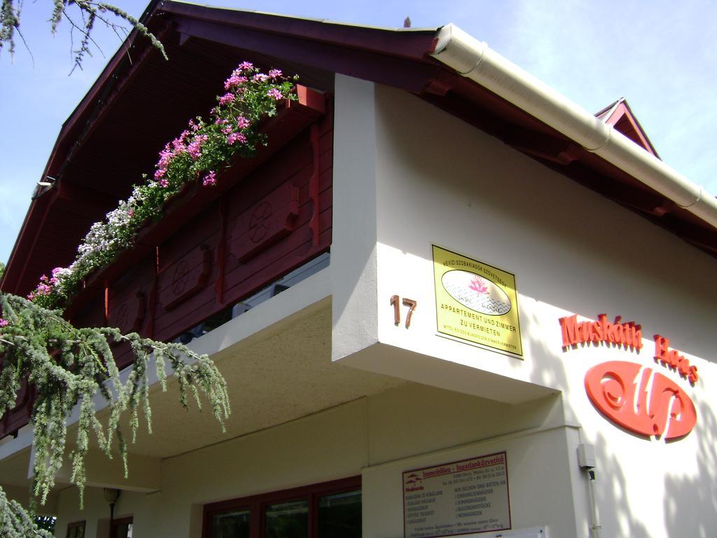 Muskatli Vendeghaz Bed & Breakfast Heviz Exterior photo
